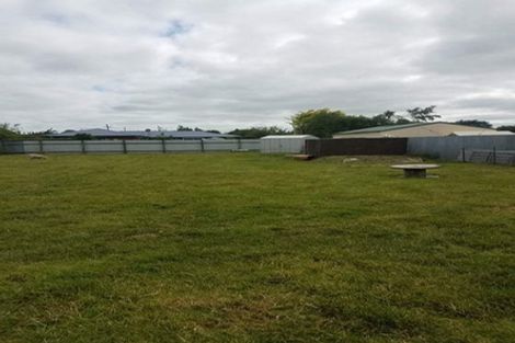 Photo of property in 41 Mauchline Street, Wallacetown, 9816