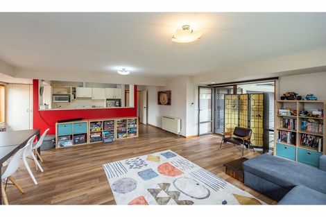 Photo of property in 2/20 Therese Street, Spreydon, Christchurch, 8024