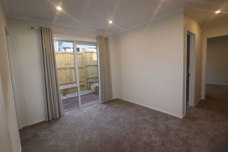 Photo of property in 36 Mettam Drive, Swanson, Auckland, 0614