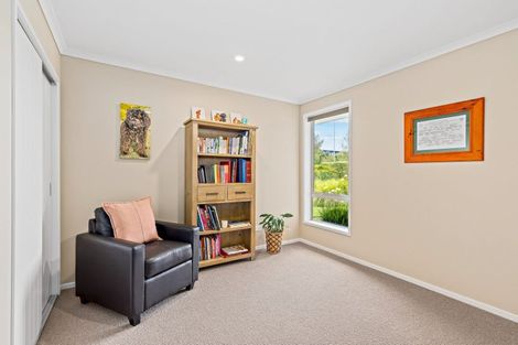 Photo of property in 7 Laly Haddon Place, Matakana, Warkworth, 0985