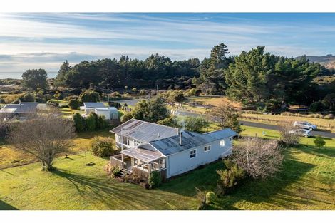 Photo of property in 73 Driver Street, Long Beach, Port Chalmers, 9081