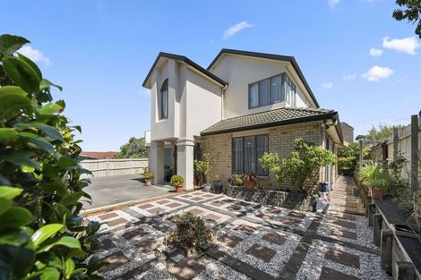 Photo of property in 7a York Road, Papatoetoe, Auckland, 2104