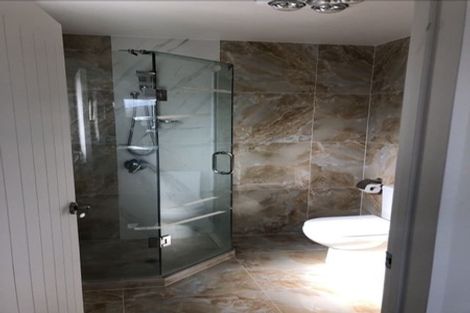 Photo of property in 21a Stamford Crescent, Flat Bush, Auckland, 2019