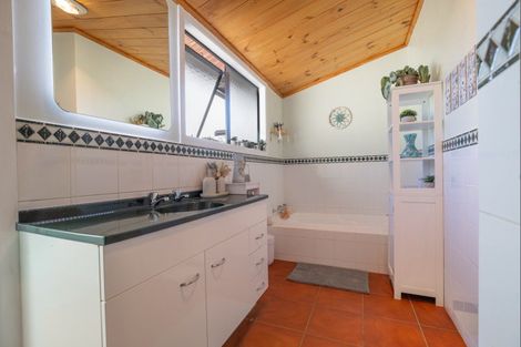 Photo of property in 288 Fencourt Road, Cambridge, 3493