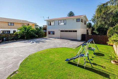 Photo of property in 1/5 Beihlers Road, Weymouth, Auckland, 2103