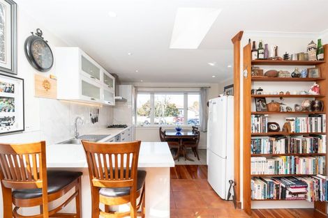 Photo of property in 37 Wellington Street, Hamilton East, Hamilton, 3216