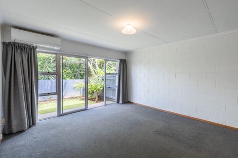 Photo of property in 71a Young Street, New Plymouth, 4310