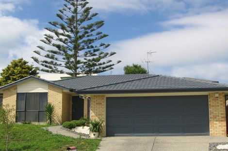 Photo of property in 59 Nimstedt Avenue, Oteha, Auckland, 0632