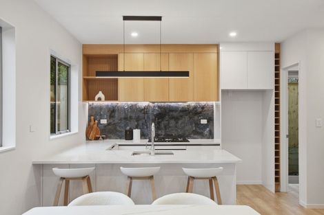 Photo of property in 37b Sorrel Crescent, Bucklands Beach, Auckland, 2012