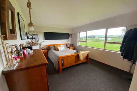 Photo of property in 1008 Cowper Road, Dannevirke, 4976