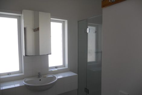 Photo of property in 128 Calliope Road, Stanley Point, Auckland, 0624