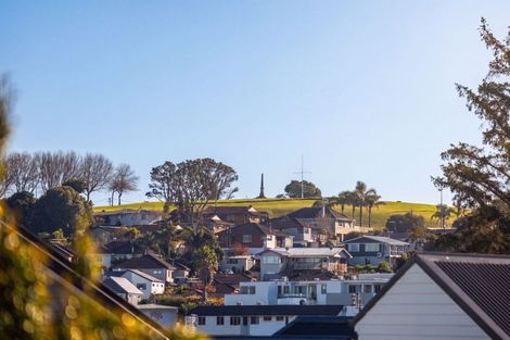Photo of property in 2/25 Abercrombie Street, Howick, Auckland, 2014