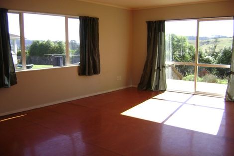 Photo of property in 12 Whiteman Road, Kawakawa, 0210