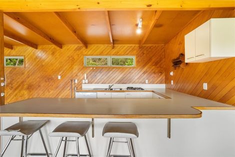 Photo of property in 66 Sandstone Road, Whitford, Manurewa, 2576