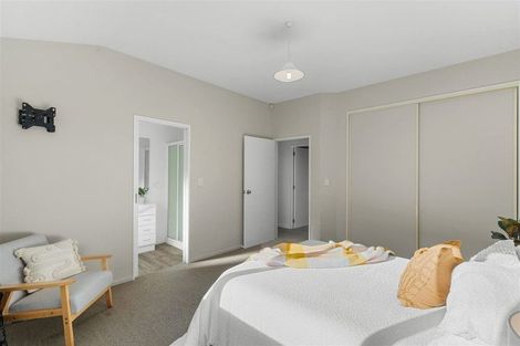 Photo of property in 90 Condell Avenue, Papanui, Christchurch, 8053