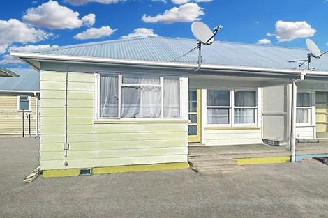 Photo of property in 1/72 Bridge Street, Bulls, 4818