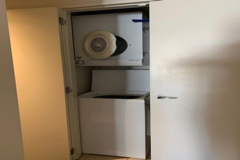 Photo of property in Monument Apartments, 2c/245 Wakefield Street, Te Aro, Wellington, 6011