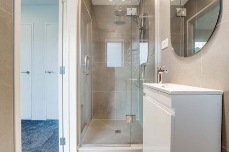 Photo of property in 1/15 Sea Vista Avenue, Beach Haven, Auckland, 0626
