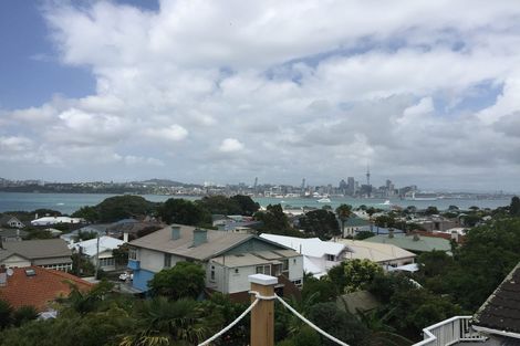 Photo of property in 15 Kerr Street, Devonport, Auckland, 0624