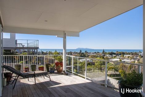 Photo of property in 33 Tohora View, Waihi Beach, 3611