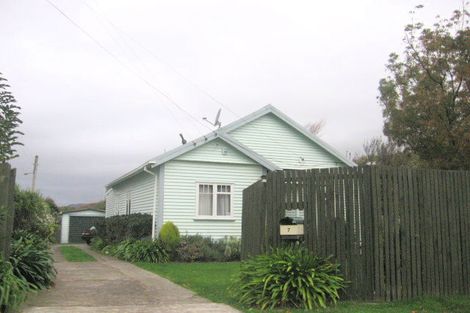 Photo of property in 7 York Street, Moera, Lower Hutt, 5010
