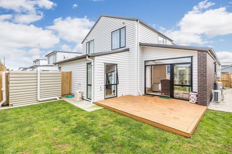 Photo of property in 11 Hoiho Road, Pukekohe, 2120