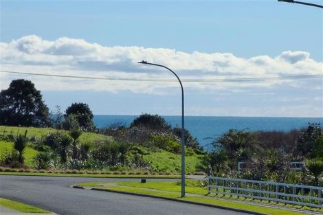 Photo of property in 70 Dillon Drive, Bell Block, New Plymouth, 4312