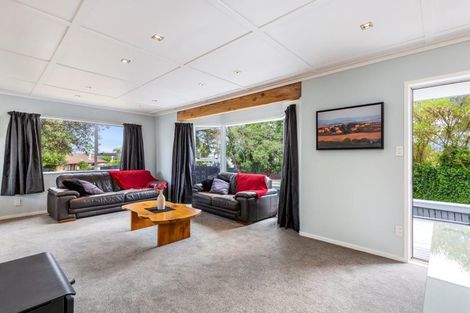 Photo of property in 5 Wembley Place, Richmond Heights, Taupo, 3330