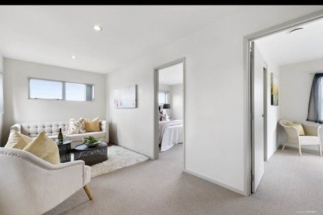 Photo of property in 31 Lucca Crescent, Flat Bush, Auckland, 2019