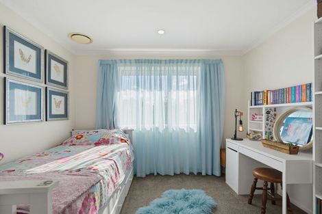 Photo of property in 96 Omana Avenue, Shelly Beach, South Head, 0874
