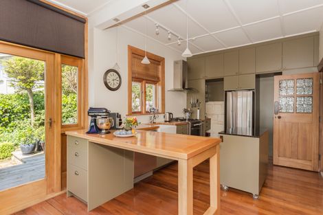Photo of property in 27a Douglas Terrace, South Hill, Oamaru, 9400