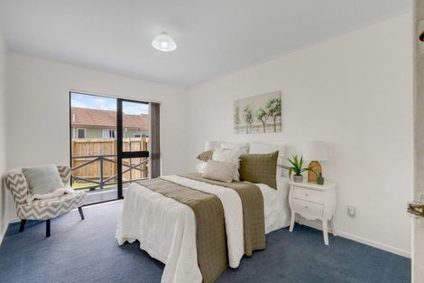 Photo of property in 2/21 Leven Lane, Totara Heights, Auckland, 2105