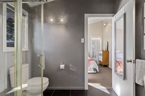 Photo of property in 6a Tiri Road, Manly, Whangaparaoa, 0930