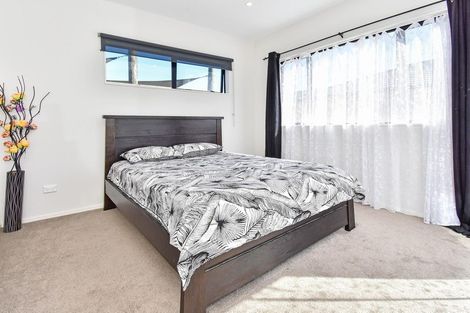 Photo of property in 8 Koroheke Road, Takanini, 2110