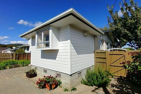 Photo of property in 1/1 Gordon Street, Avalon, Lower Hutt, 5011