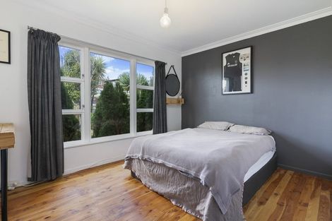 Photo of property in 71 Jaemont Avenue, Te Atatu South, Auckland, 0610