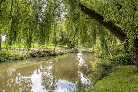 Photo of property in 279 Centaurus Road, Hillsborough, Christchurch, 8022