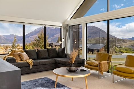 Photo of property in 35 Jacks Point Rise, Jacks Point, Queenstown, 9371