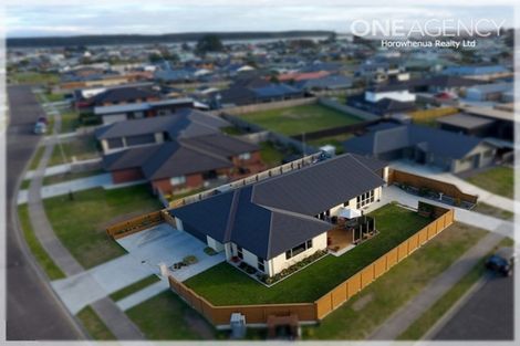 Photo of property in 25 Forbes Road, Foxton Beach, Foxton, 4815