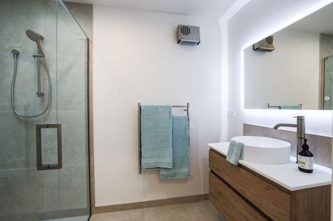 Photo of property in 82 Clark Road, Hobsonville, Auckland, 0616