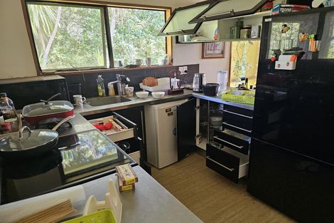 Photo of property in 34 Peach Road, Glenfield, Auckland, 0629