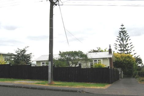 Photo of property in 1/42 Salisbury Road, Birkdale, Auckland, 0626
