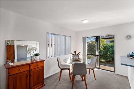 Photo of property in 9/197 Royal Road, Massey, Auckland, 0614