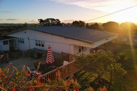 Photo of property in 31 Karaka Street, Helensville, 0800