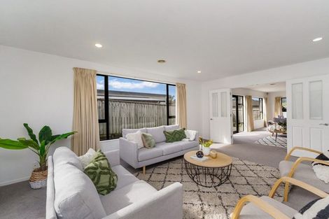 Photo of property in 16 Greenstone Place, Aotea, Porirua, 5024