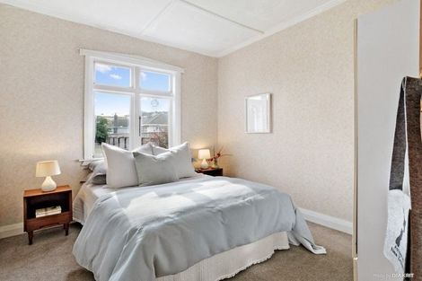 Photo of property in 73 Rotherham Terrace, Miramar, Wellington, 6022