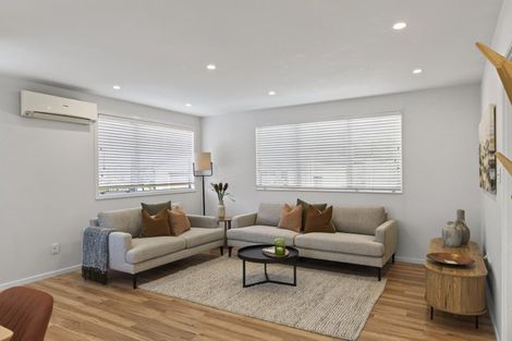 Photo of property in 29 Kenmore Street, Westown, New Plymouth, 4310