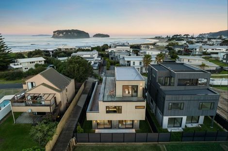 Photo of property in 104 Barbara Avenue, Whangamata, 3620