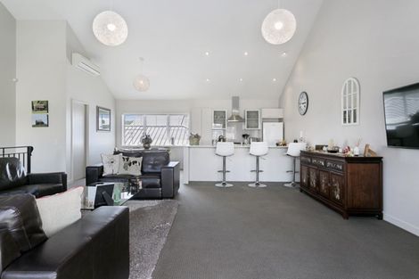 Photo of property in 29 Chateau Crescent, Rangatira Park, Taupo, 3330