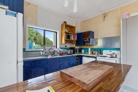 Photo of property in 672 Old Port Road, Warepa, Balclutha, 9273